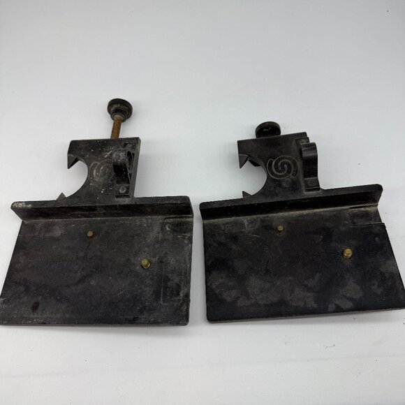 Lot of 2 Spectra Clamp Trim Holder Parts for Spectra‎ Physics #1077 LASERPLANE - Picture 1 of 8